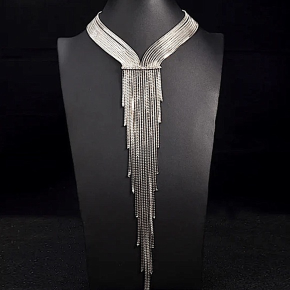 Silver Chain Tassel Rhinestone Accent Fringe Statement Collier Necklace - Picture 4 of 6